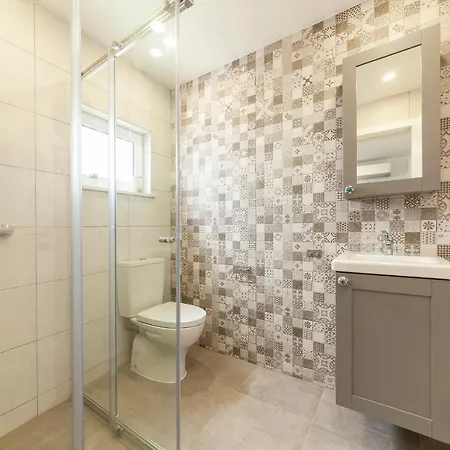 City Walls Townhouse * Lagos