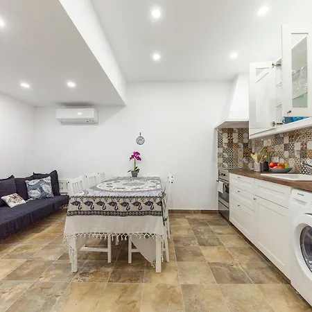 Apartment City Walls Townhouse *